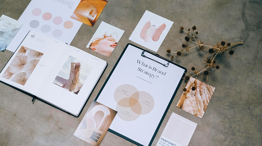 Top Print Advertising Trends to Look Out for in 2025